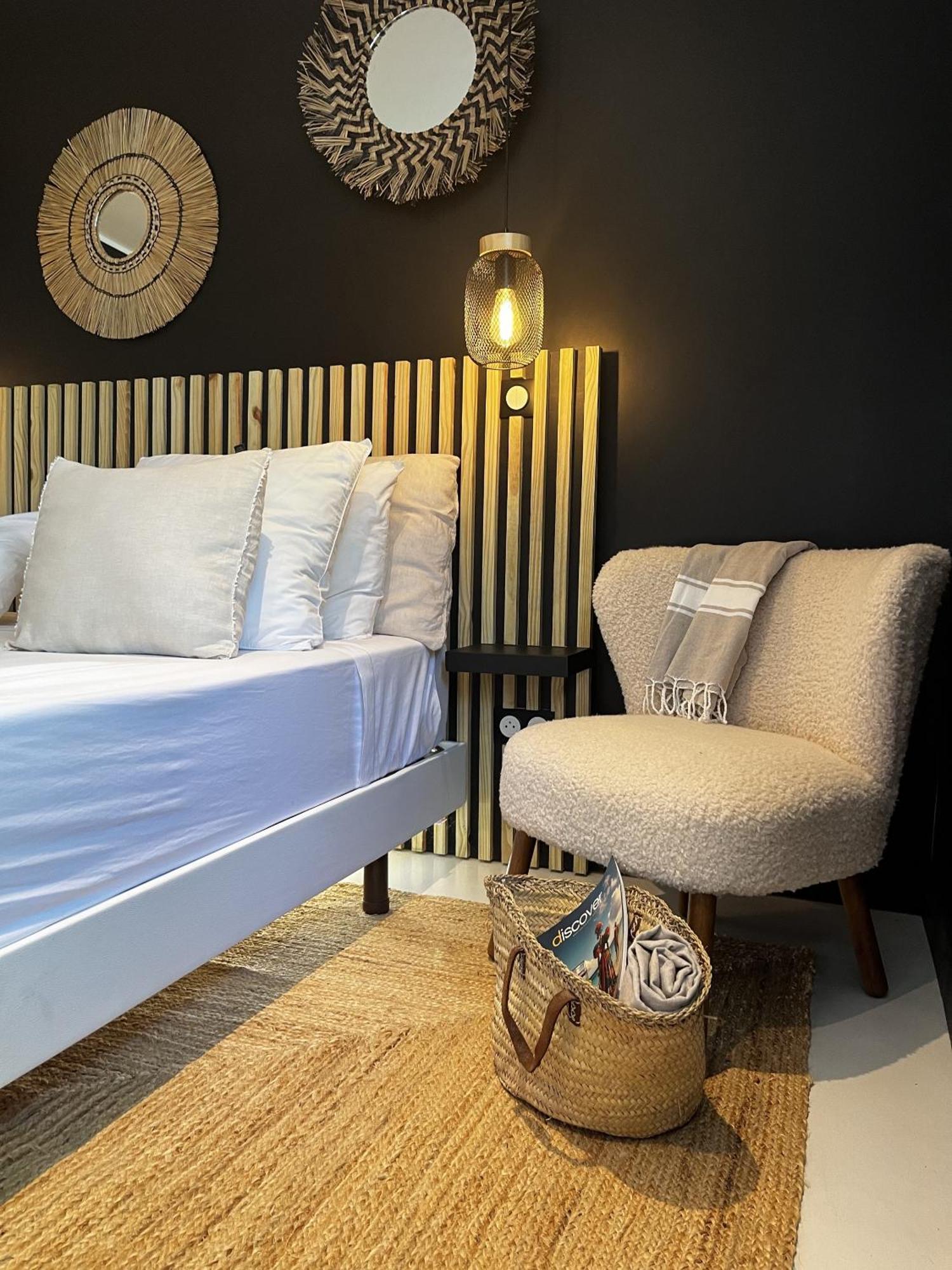 Pomme Cannelle Luxury Suites & Spa Orient Bay Room photo