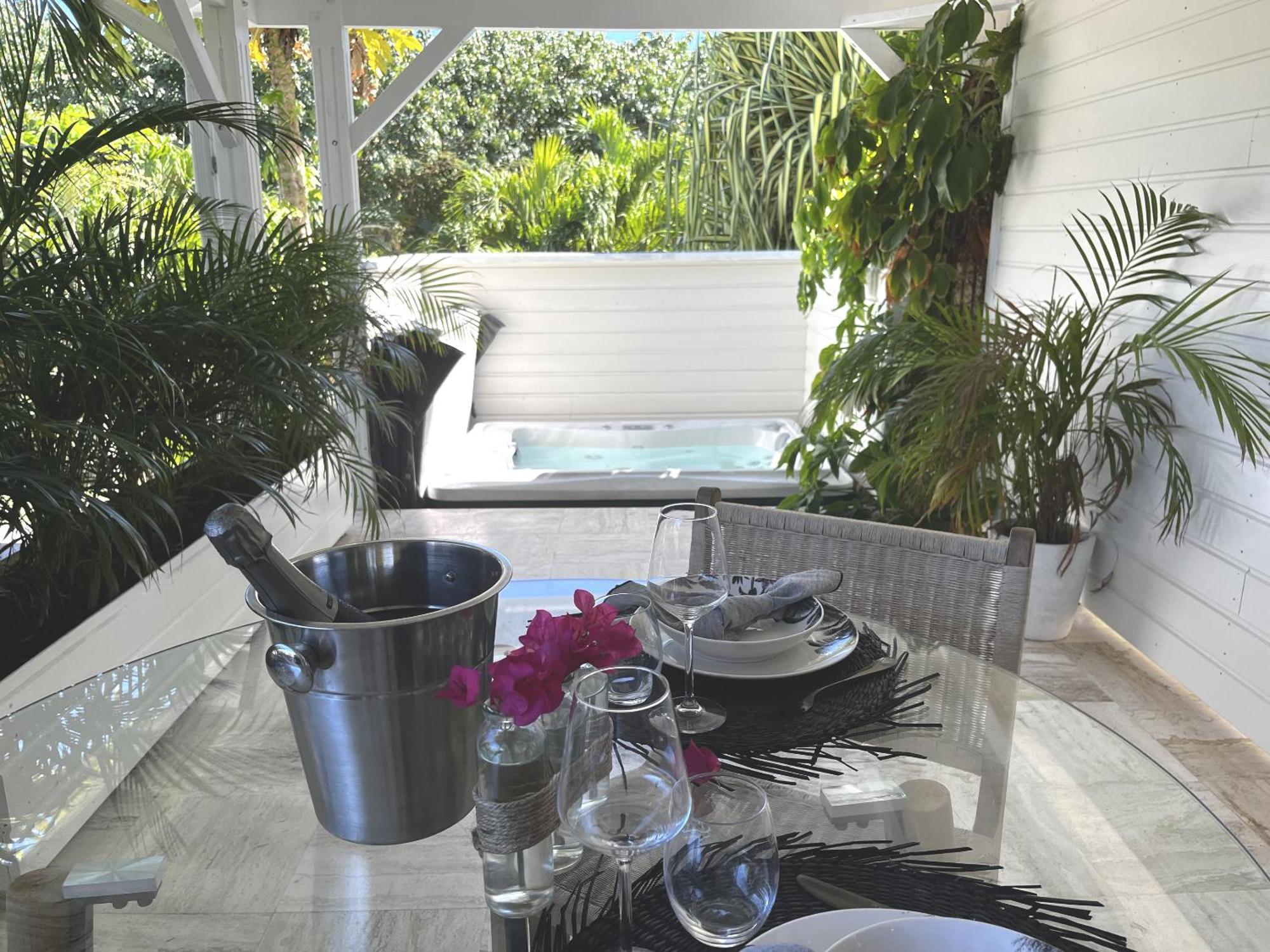 Pomme Cannelle Luxury Suites & Spa Orient Bay Room photo